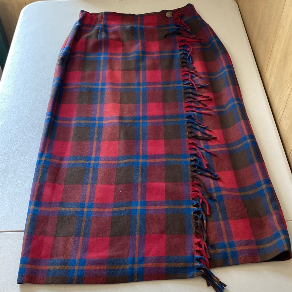 Pendleton Vintage 100% Virgin Wool Wrap Skirt Fringe Blue Yellow Red Brown Plaid